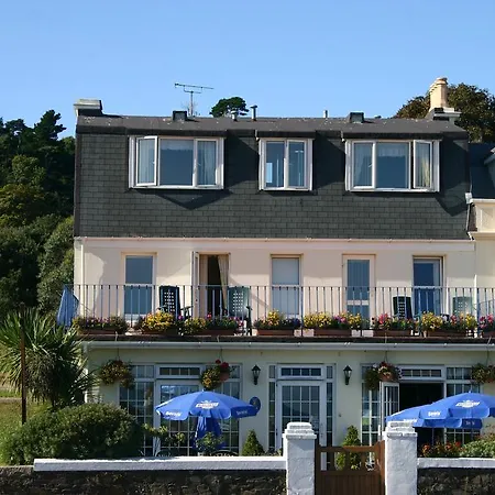 Au Caprice St Aubin