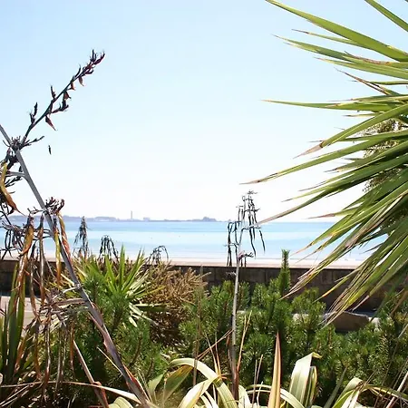 Penzion Au Caprice St Aubin